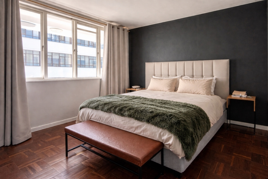 To Let 2 Bedroom Property for Rent in Green Point Western Cape